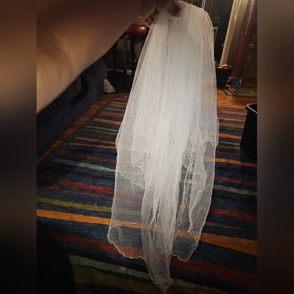 Sequin Ruffle High-Low wedding dress with Veil - Picture 5 of 12